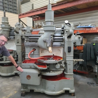 Fellows #61A, gear shaper, 4" riser, hollow spindle, 5" stroke, gone thru, excellent - Image 1