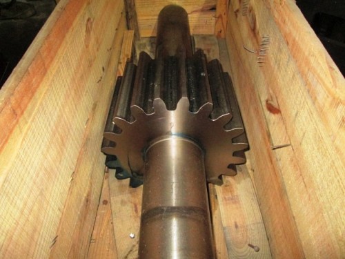 Pinion Gear for Ball Mill with Keyway, 8-1/4" face, 41" Long Shaft, 20 Teeth, for 6' x 10' Ball Mill, 5" - Image 3