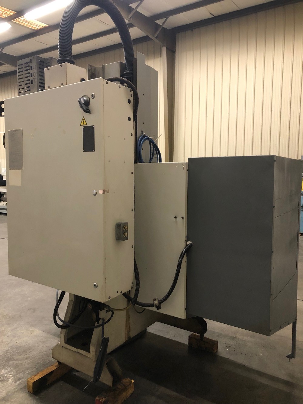 Haas #TM-1, 12" x30", 7.5 HP, 10 HP, 10 automatic tool changer, 1 or 3 phase, s/n 26282,11/2001 - Image 4