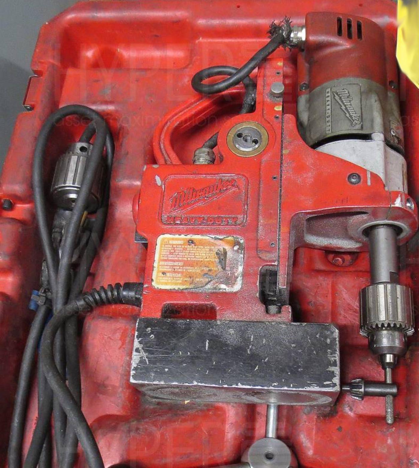 Milwaukee Heavy Duty Electromagnet Drill With Case - Image 2