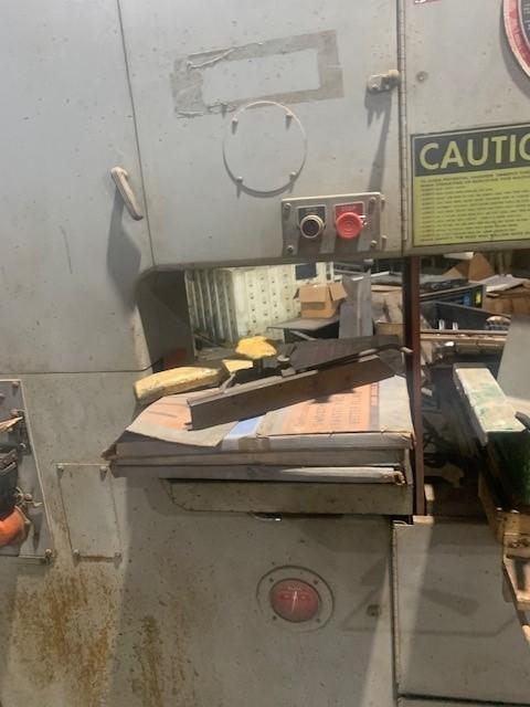 35.5" x 13" DoAll #3613-0, vertical bandsaw, 1" x 175" blade, 50-5200 FPM, blade welder, S/N 278-75628 - Image 4