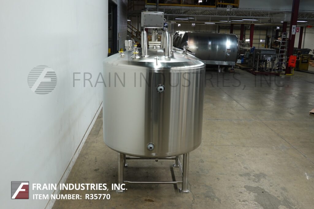 Feldmeier #1000JKT, 1000 gallon Stainless Steel jacketed & insulated process tank, 72" dia. x 60" straight - Image 3