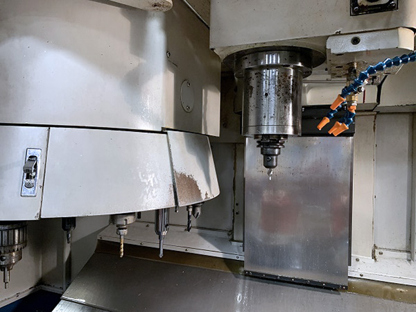 Daewoo Doosan #Mynx-530, vertical machining center, 24 automatic tool changer, 32" X, 20.1" Y, 20.1" Z, 8000 - Image 9