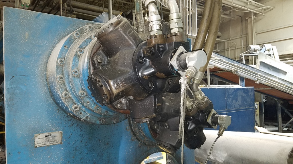 24" x 68" Akron Steel Fabricators, 2-roll calender, 200 HP, pneumatic stock guides - Image 3