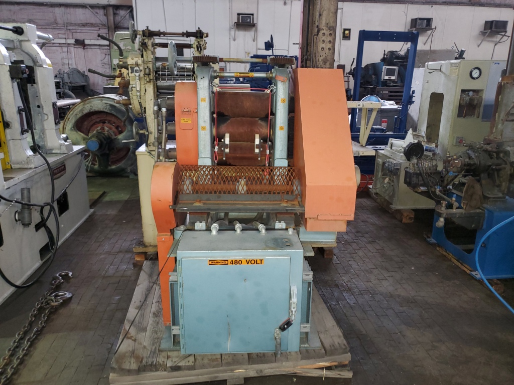 6" x 12" Bolling, 3-roll lab calender, US varidrive motor, cabinet style, automatic lubrication - Image 2