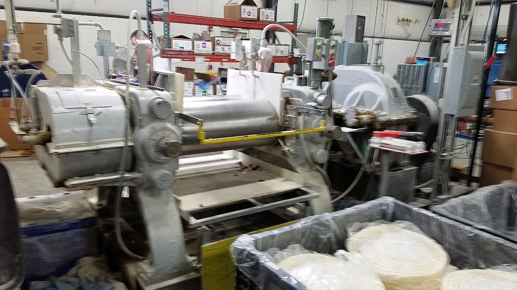 16" x 36" Bolling, 2-roll silicone mill, AC motor with VFD, direct drive, unitized base - Image 3