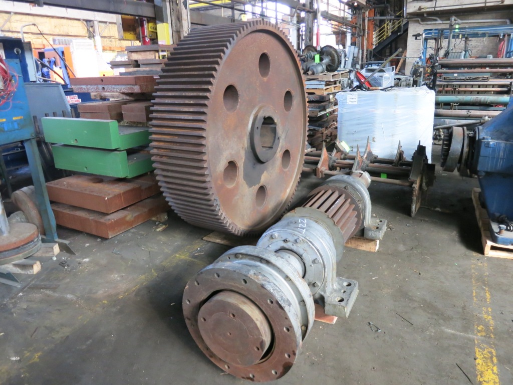 Mixer bull gear & pinion for 11D mixer, 20" face, 108 tooth bull gear, 22 tooth pinion - Image 3
