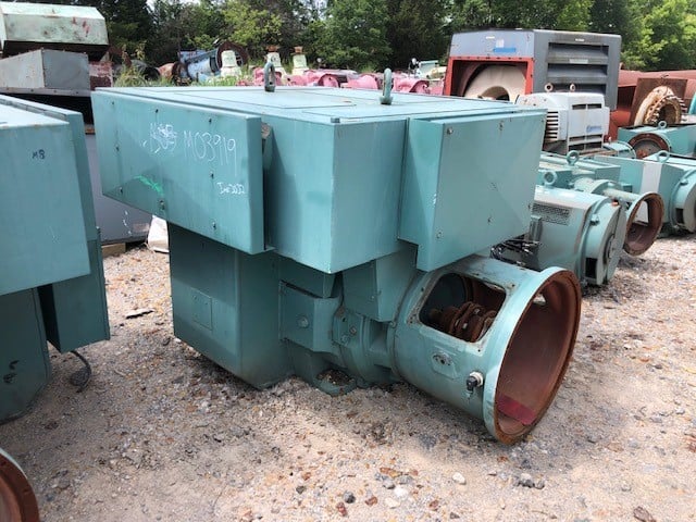 998 HP 3600 RPM York /Reliance, Frame 5810DS, weather protected enclosure type 2, BB, 2300/4160 Volts - Image 1