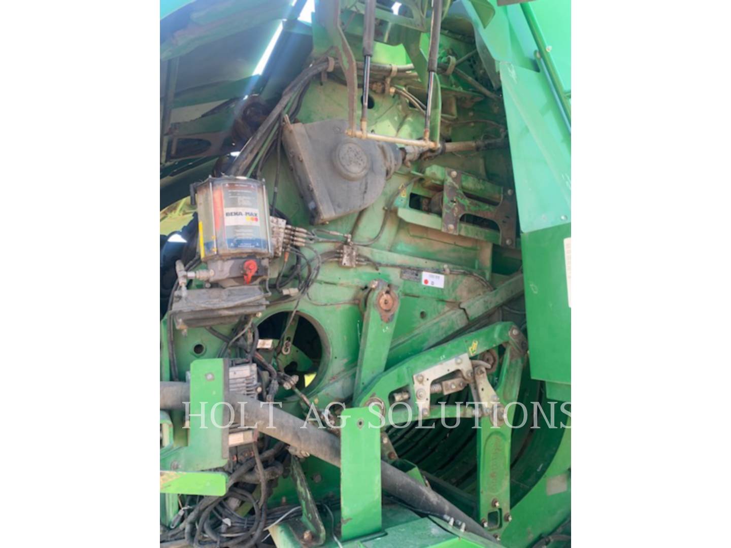John Deere L340, Hay Baler, 34418 hours, S/N: 1EOL340NCFG420324, 2018 - Image 4