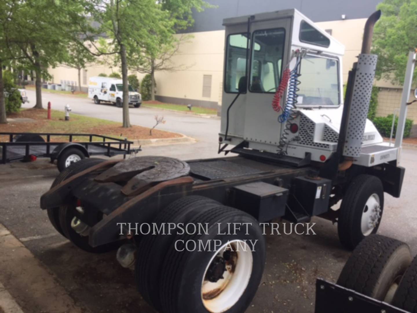 Capacity Yard Jockey TJ5000, Off Highway Truck, 35789 hours, S/N: 4LMBF2115XL011321, 1999 - Image 4