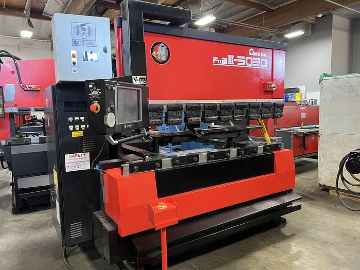 55 Ton, Amada #FBD-5020NT, 6.8'OA, 59.84" between housing, 3.9" stroke, 15.75" throat, 14.57" open, 5 HP, 2000 - Image 2