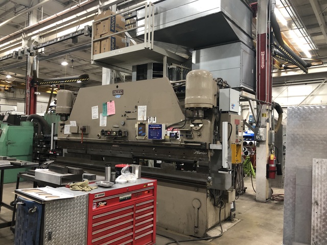 165 Ton, Pacific #J165-14, CNC hydraulic press brake, 14' overall, 148" between housing, 10" stroke, 11" - Image 1