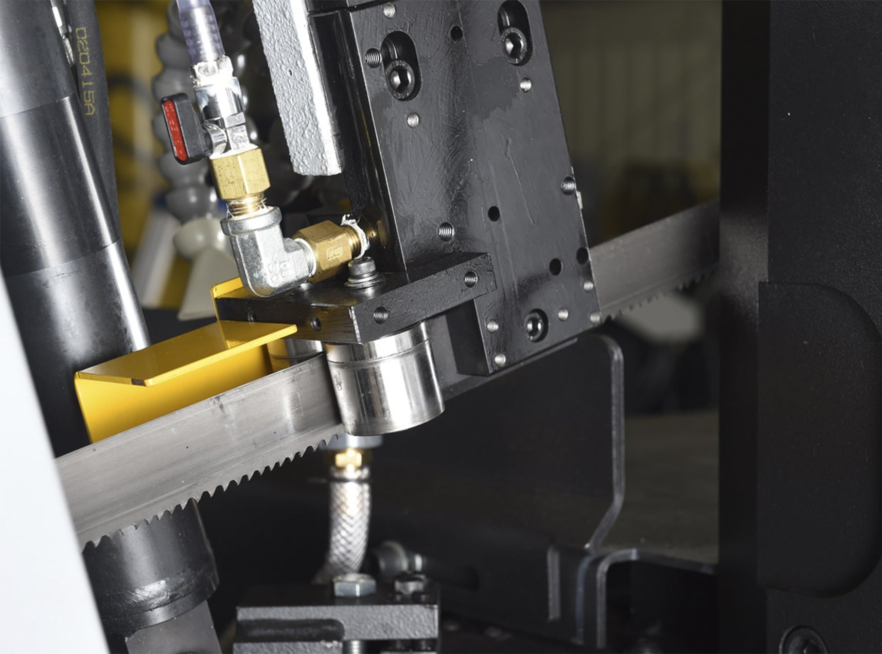 16" x 20" Hyd-Mech #S-23A, horizontal pivot band saw, 1-1/4" x 16'10" band, 8.8 HP, coolant system, automatic - Image 3