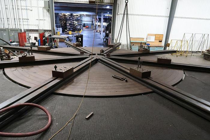 74000 lb. Aronson #GE850, gear elevation welding posiitoner w/150 KW Tocco heat treat system - Image 9