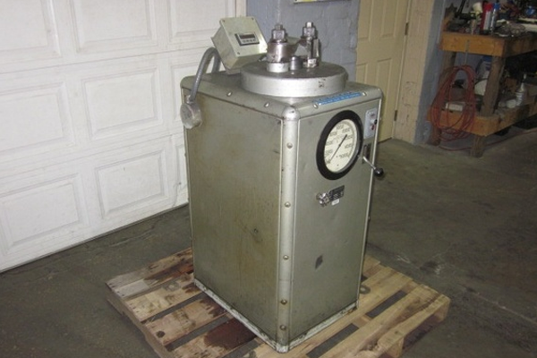 Applied Research, Lab Briquette Press, 40 Ton, 160000 psi, hydraulic - Image 1