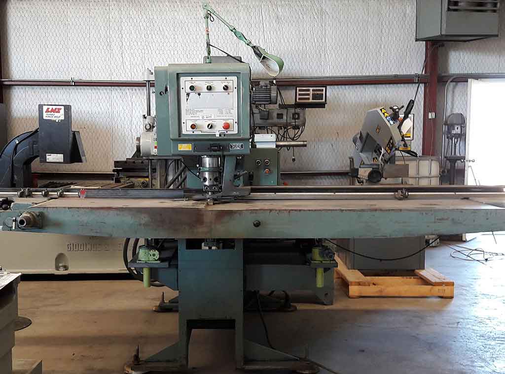 30 Ton, Whitney #635-A, Hydraulic Punch Press, 96" x 57", 10 HP - Image 1