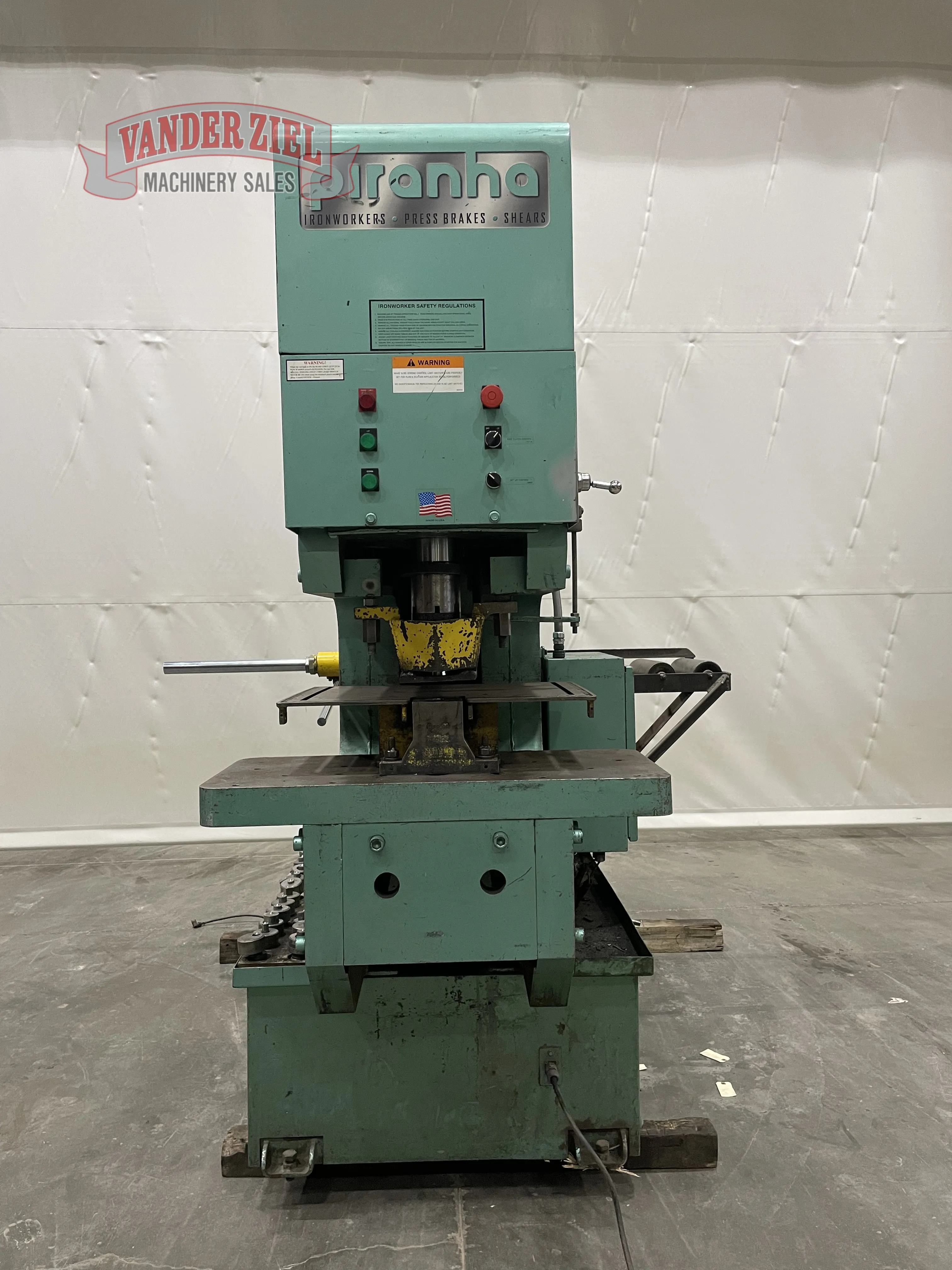 Piranha #P11-110, dual operator hydraulic ironworker, 110 ton, #15885 - Image 5