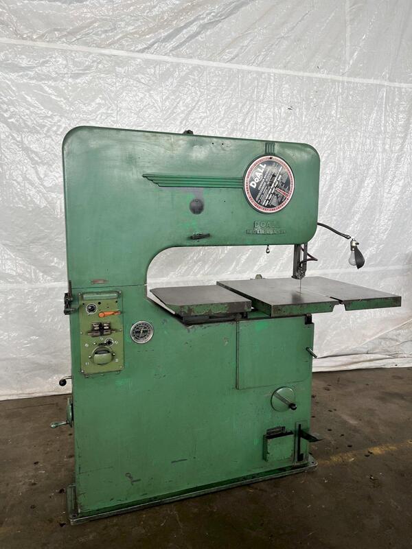 36" x 10" DoAll #V36, vertical bandsaw, 30-1/2" x 30-1/2" table, 1600 FPM, 1-1/4" x 192" blade - Image 2