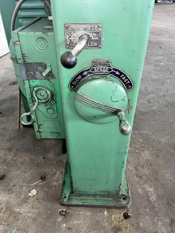36" x 10" DoAll #V36, vertical bandsaw, 30-1/2" x 30-1/2" table, 1600 FPM, 1-1/4" x 192" blade - Image 8