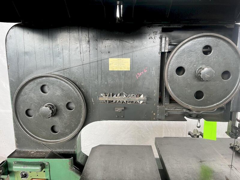 36" x 10" DoAll #V36, vertical bandsaw, 30-1/2" x 30-1/2" table, 1600 FPM, 1-1/4" x 192" blade - Image 10