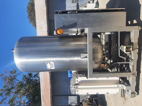H & K #CIP, single tank, 300 gallon tank, 316 Stainless Steel, skid mounted, 36" dia x 74" straight side - Image 1