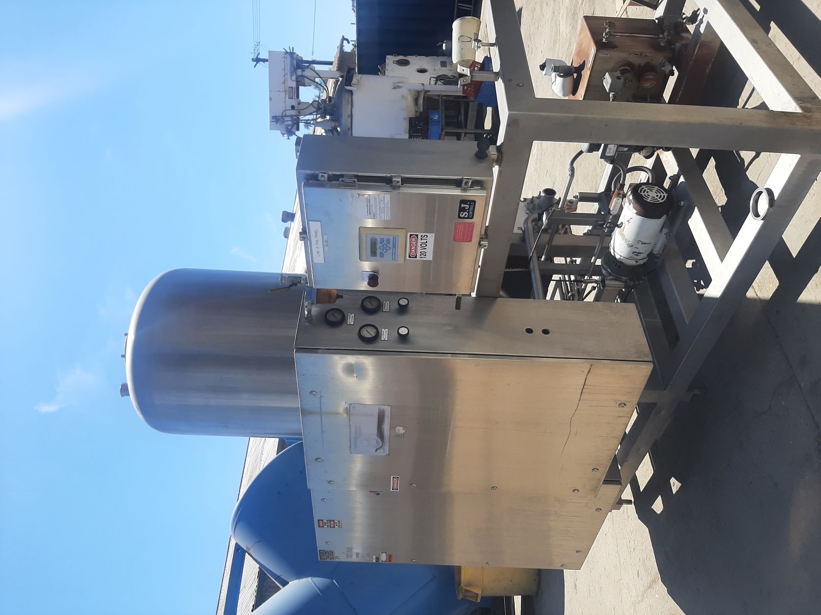 H & K #CIP, single tank, 300 gallon tank, 316 Stainless Steel, skid mounted, 36" dia x 74" straight side - Image 4
