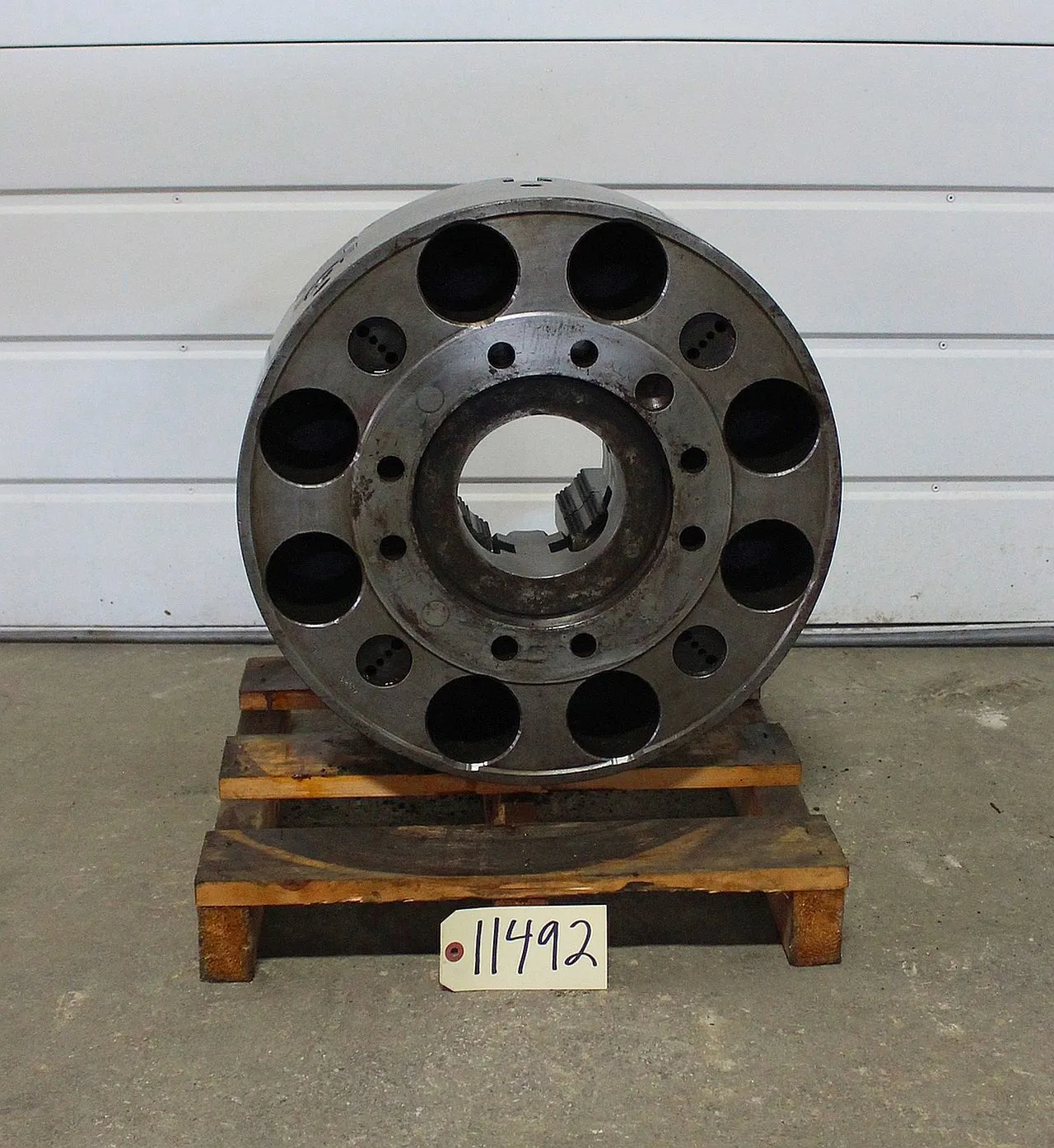 18" Cushman, 4-jaw manual chuck, A-11 back, 5" thru hole - Image 2