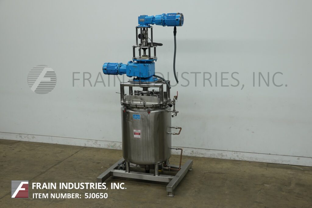 DCI #140GAL, 316 Stainless Steel jacketed & insulated process tank, 32" dia. x 40" straight wall - Image 1