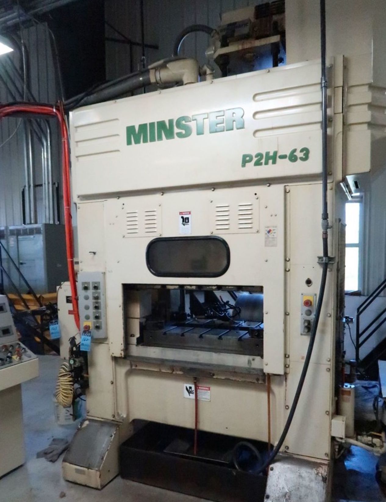 71 Ton, Minster #P2H-63-39, high speed press, 1.97" stroke, 2.95" adj., 400 SPM, 39.4" x 24.8" bed, Minster - Image 2