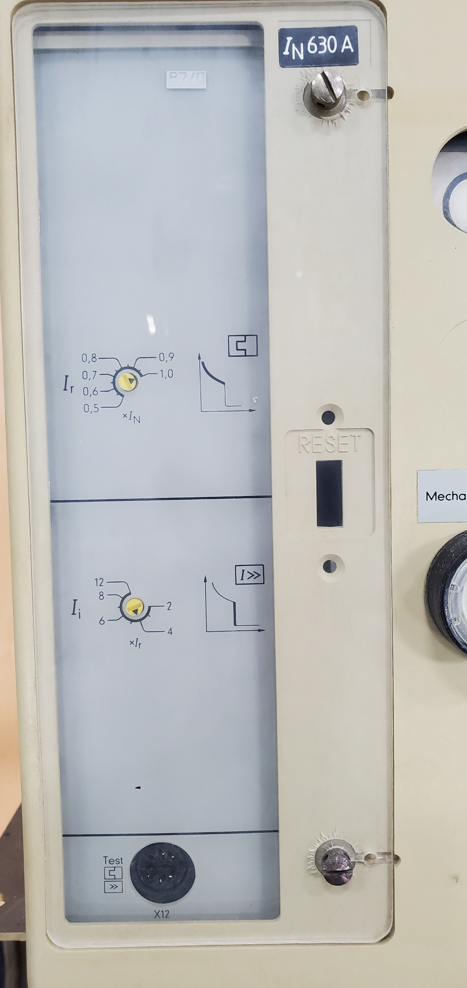630 Amps, Siemens, 3WN1031-0DB00-0AA1, bolt in, 3 pole - Image 4
