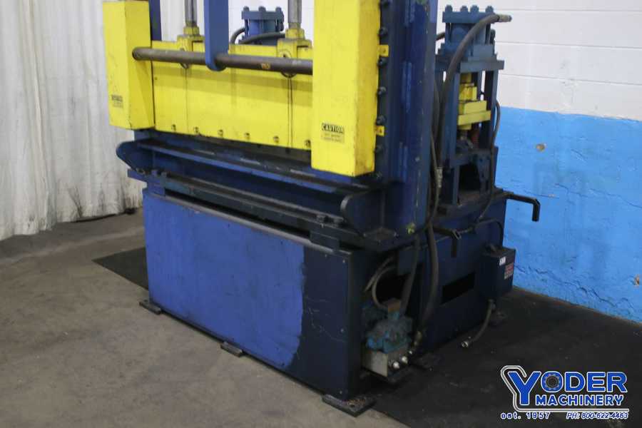 Bradbury, hydraulic flying shear w/prepunch, 50" blade length, 14 gauge capacity, #71627 - Image 2