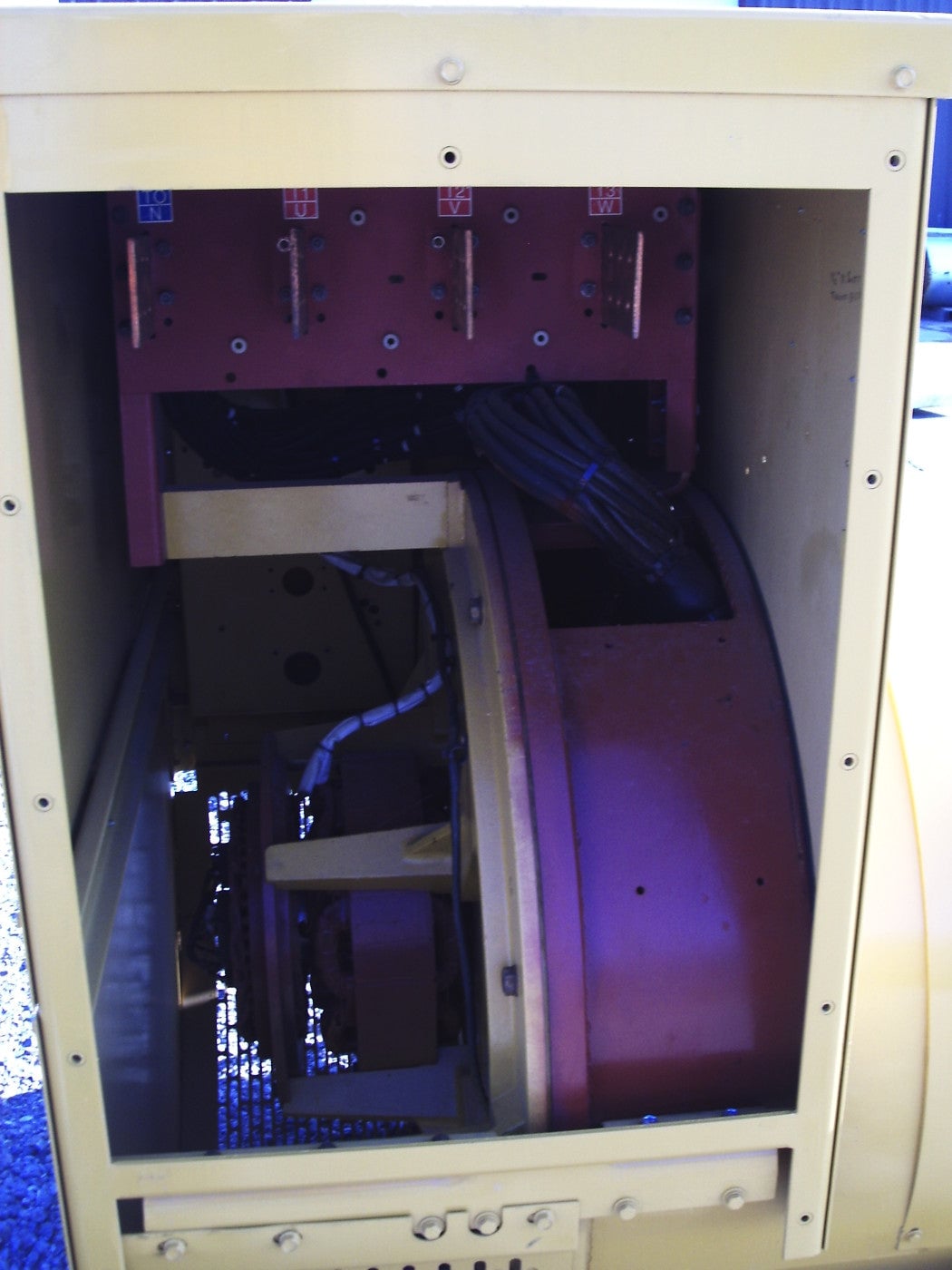 800 KW Caterpillar #SR4, 480 Volts, 1200 RPM, rblt. - Image 6