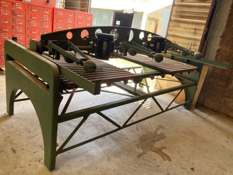 Terrco #Northstar-10/8, Spindle Carver, 8-spindle, 10" chuck spacing, (2) 0.5 HP - 3450 RPM, 36" long carving - Image 3