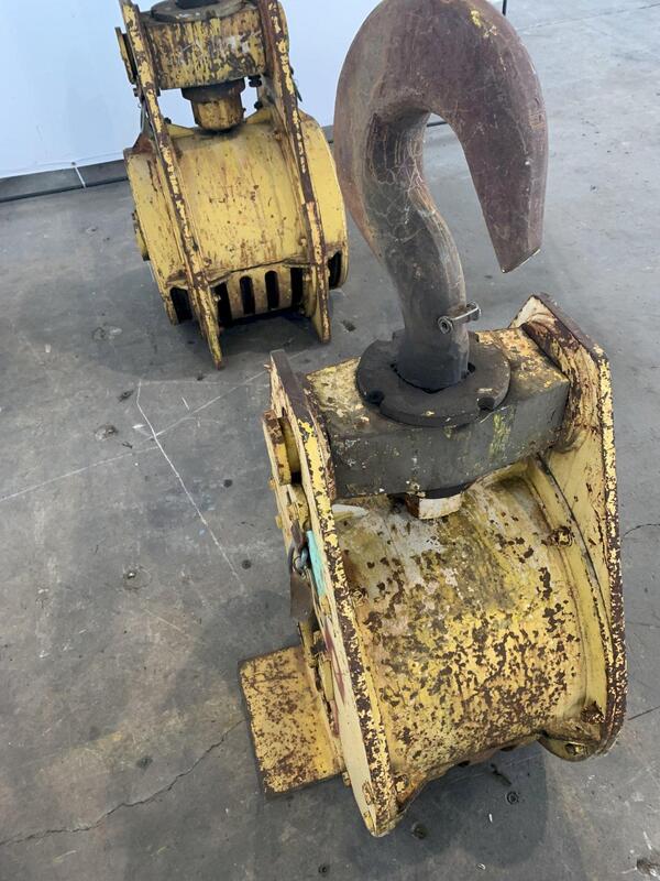 25 Ton, 50000 lb., P & H crane hook block - Image 3