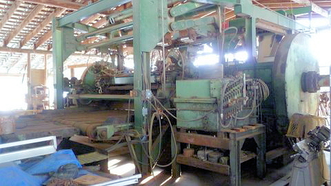 Cargate D-860, Venner Lathe, 8'-6" L x 5' diameter log, 4" inner spindle, 8" & 11" outer, 5' wheel, 6-knife - Image 1