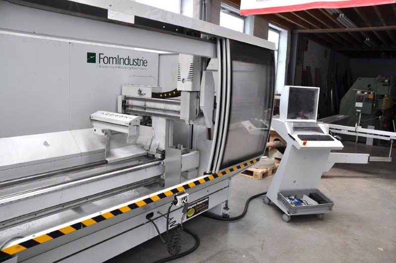 FOM #Dali-40, Profile Machining Center, 167" X, 41" Y, 17" Z, ISO 30 spindle, 7+1 tool, 12000 RPM, 2006 - Image 3