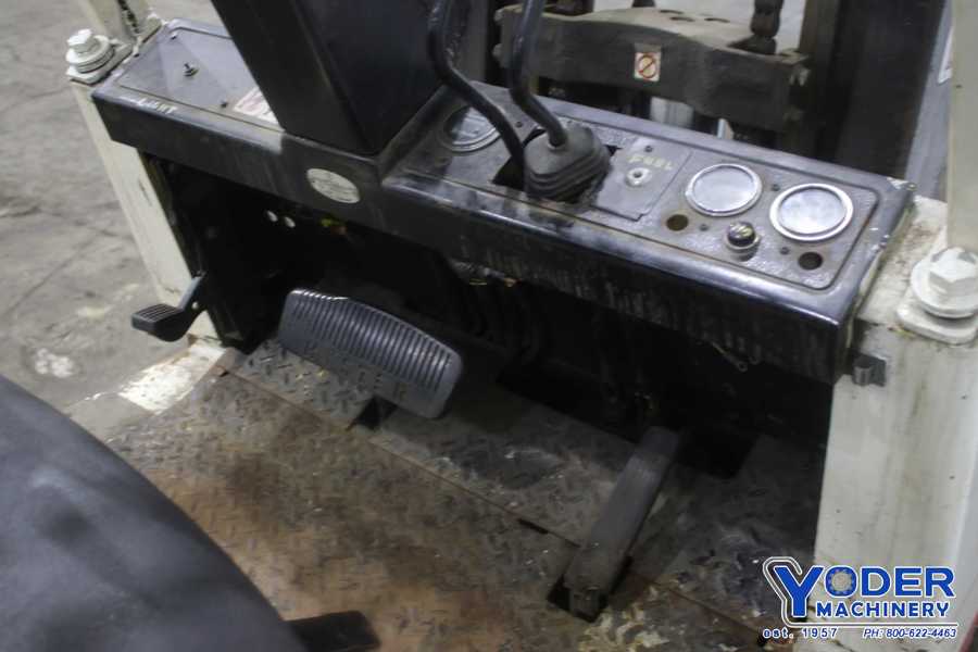 5000 lb. Hyster, LP gas forklift, 112" lift height, 46" x5"forks, 2 stage mast,,#75154 - Image 8