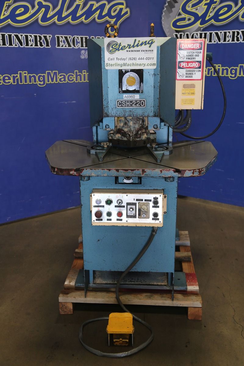 1/4" x 8" x 8" Amada #CSH-220, hydraulic heavy duty notcher, work guide, 5 HP, one shot lube, #A6960 - Image 1