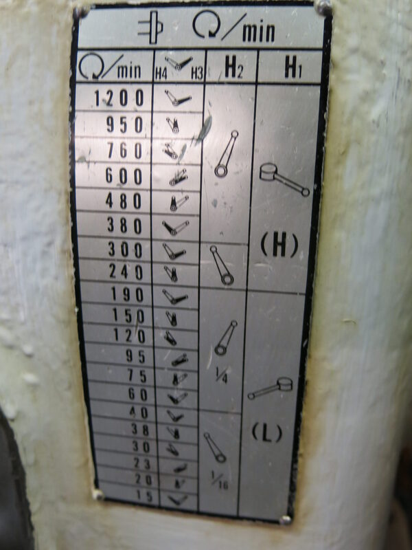25" x 120"  Ikegai, Lathe w/Taper, 3 and 4 jaw chucks, tailstock chuck, live center, steady rests - Image 7