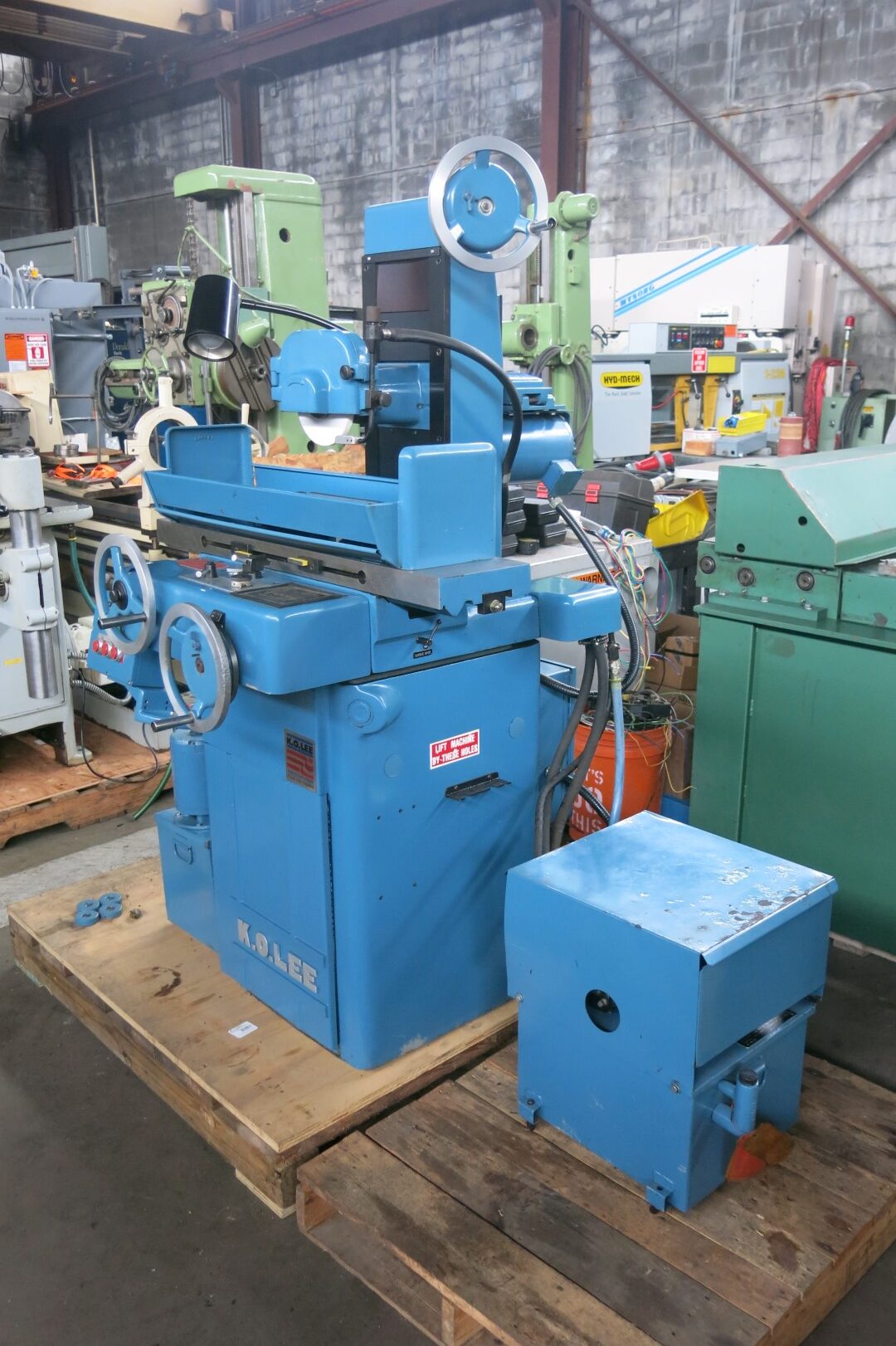 7" x 14" K.O. Lee #S714-H, hydraulic feed surface grinder, 6" x 12" electromagnetic chuck - Image 2