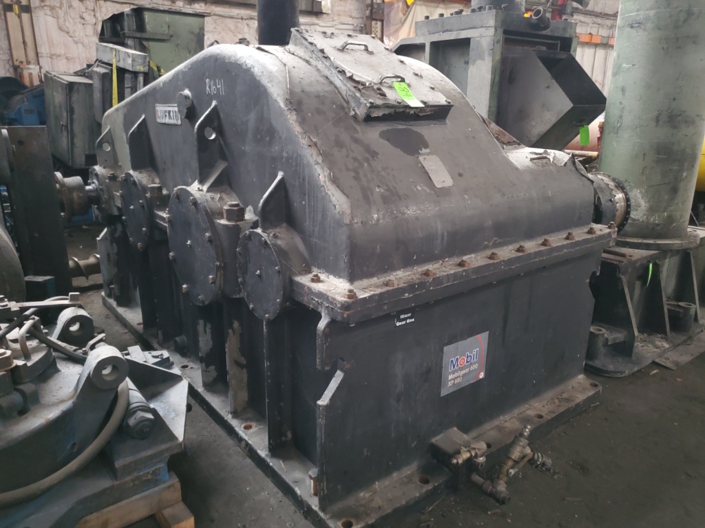 Lufkin #D890AH, double reduction horizontal parallel shaft mixer speed reducer, s/n 6762 - Image 1