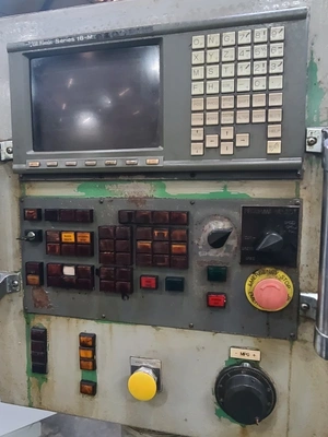 Drake #6x36, CNC 5-Axis external grinder, Fanuc 0M, pendant Control, coolant system w/paper filtration unit - Image 4