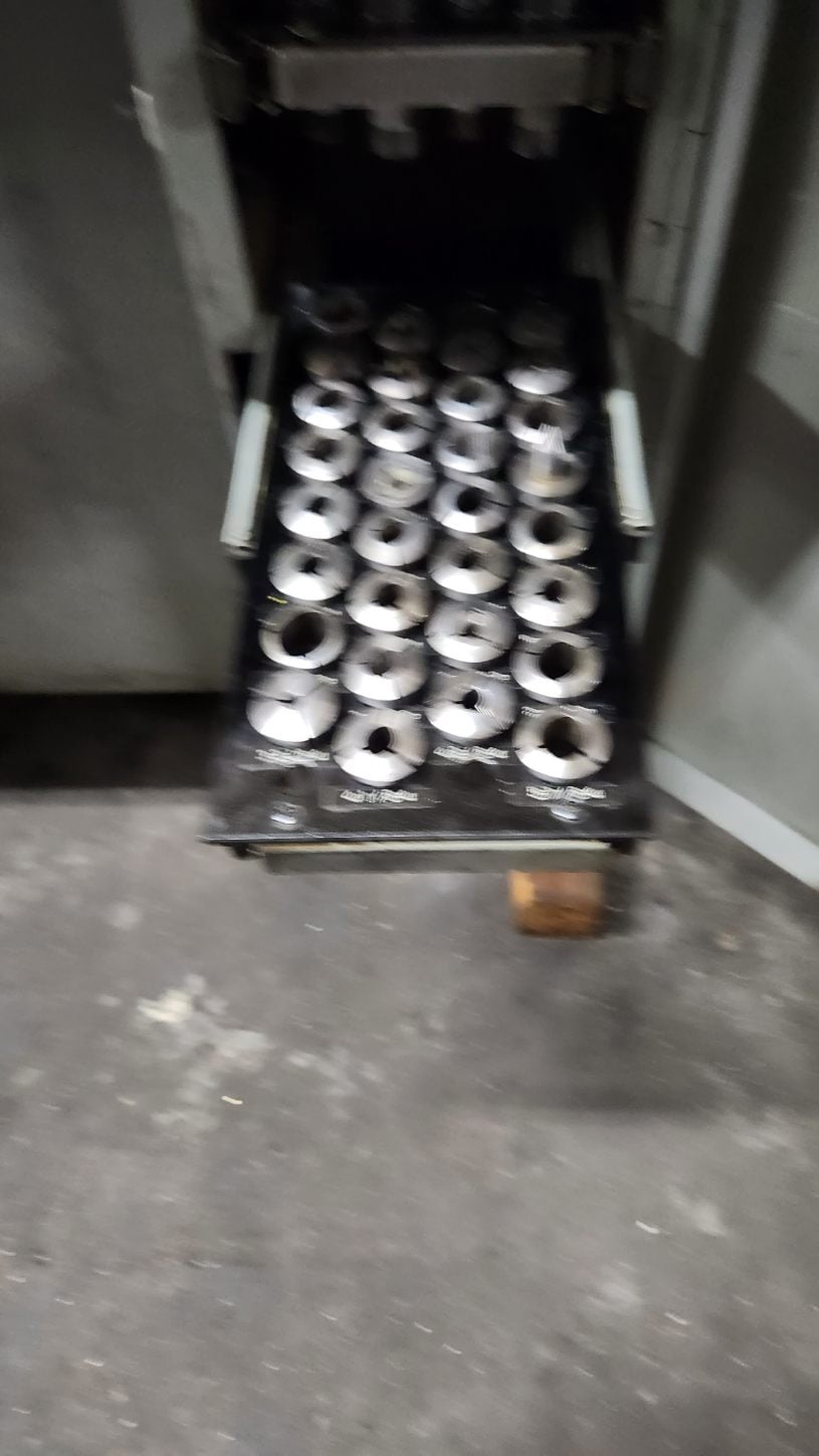 11" x 18" Hardinge #TFB-H, super precision toolroom lathe, 5C collet closer, 1.25"hole,tooling - Image 10