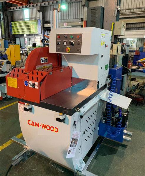 30" Cam-Wood #CS-30L, pneumatic cutoff saw, 15 HP TEFC motor drives, 30" diameter blade, 35 cycles per - Image 6
