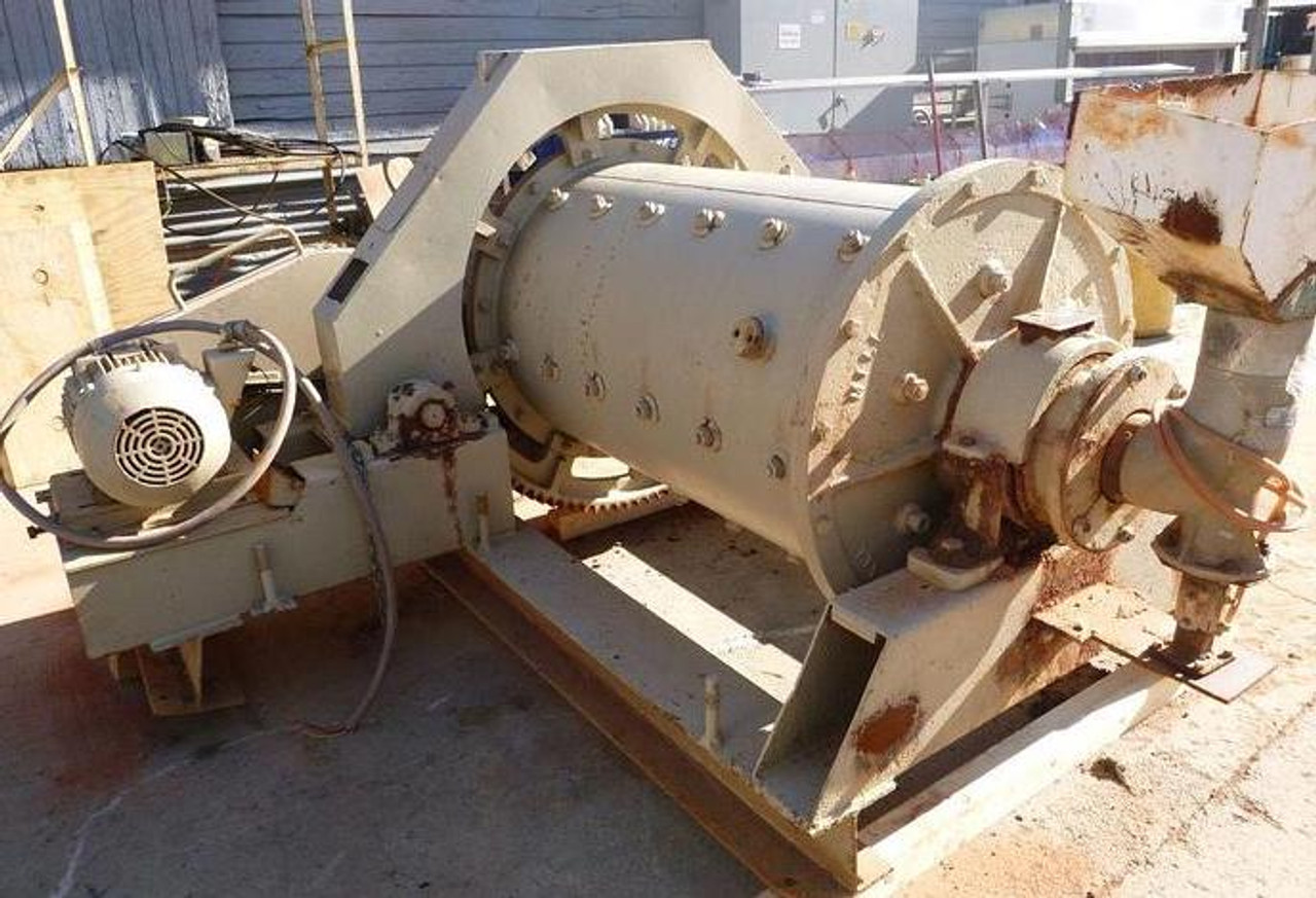 2.6' x 4' Denver Ball Mill, 10 HP, steel liners, ball charge, infeed hopper w/spout feeder - Image 1