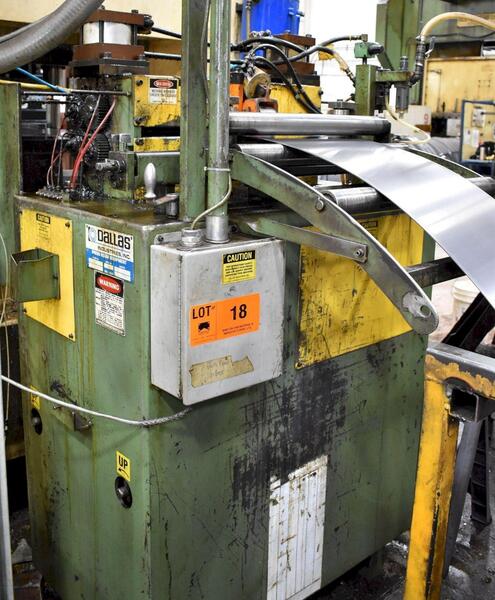 24" x .165" Dallas #DRF-424, servo roll feed on cabinet, 4" feed roll diameter - Image 1