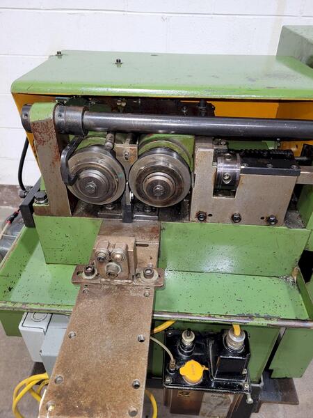 1/2" x 1-1/8" Yieh-Chen #YC-3T, Cam Driven Thread Rolling Machine, 1998 - Image 4