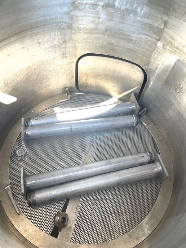400 gallon Tolan, Stainless Steel jacketed brew tank, 4' dia.x 4' T/T, 150/FV psi @ 400&deg;F - Image 5
