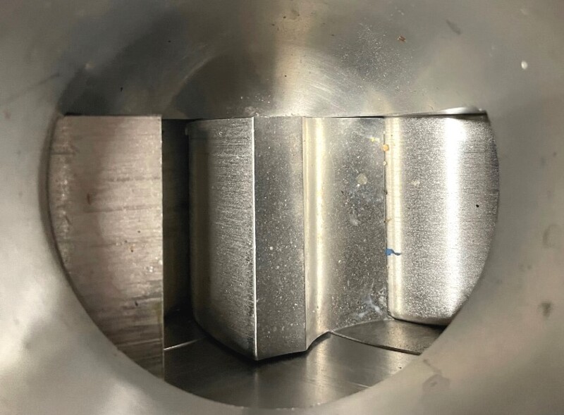 Waukesha Cherry Burrell #220U2, Stainless Steel positive displacement rotary lobe pump, 4" Tri-Clamp - Image 2