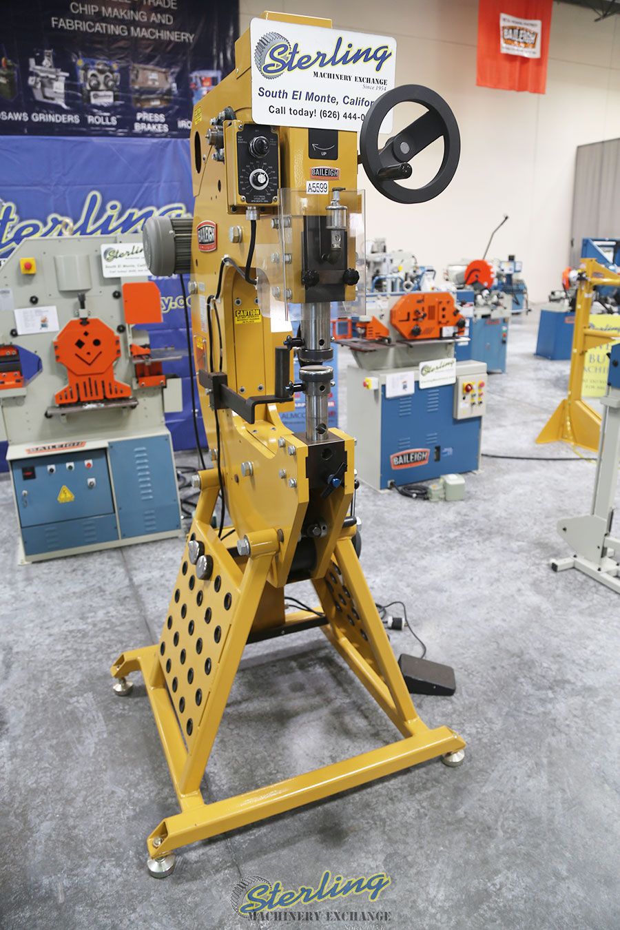 Baileigh #MH-19, power hammer, 16 gauge mild steel capacity, 19" throat, solid hit hammer, foot pedal - Image 7